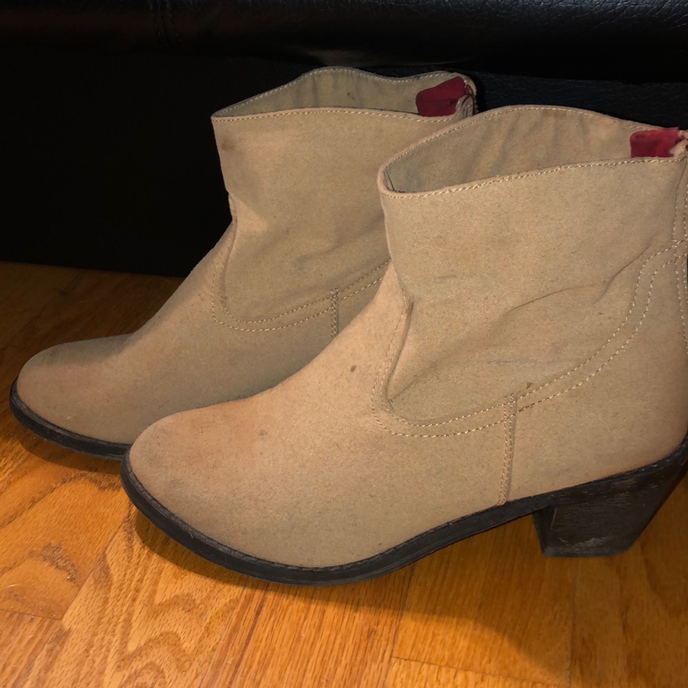 Womens Sketchers Booties